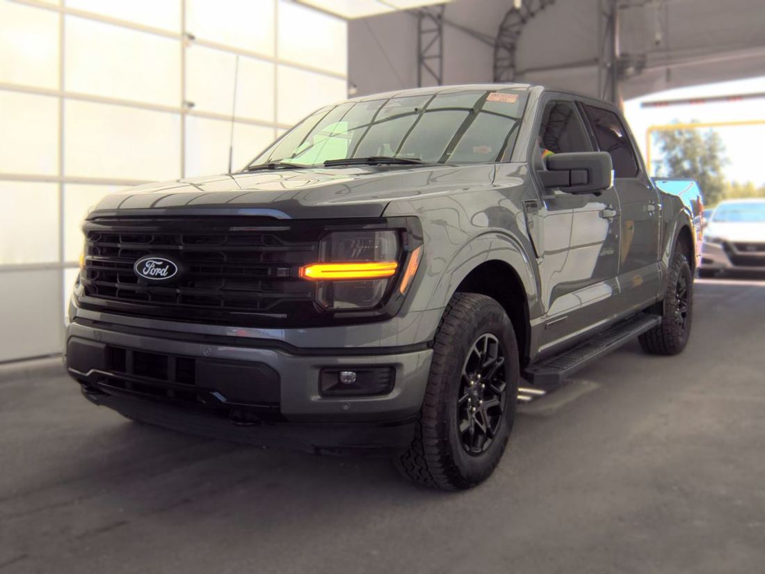 2024 FORD XLT