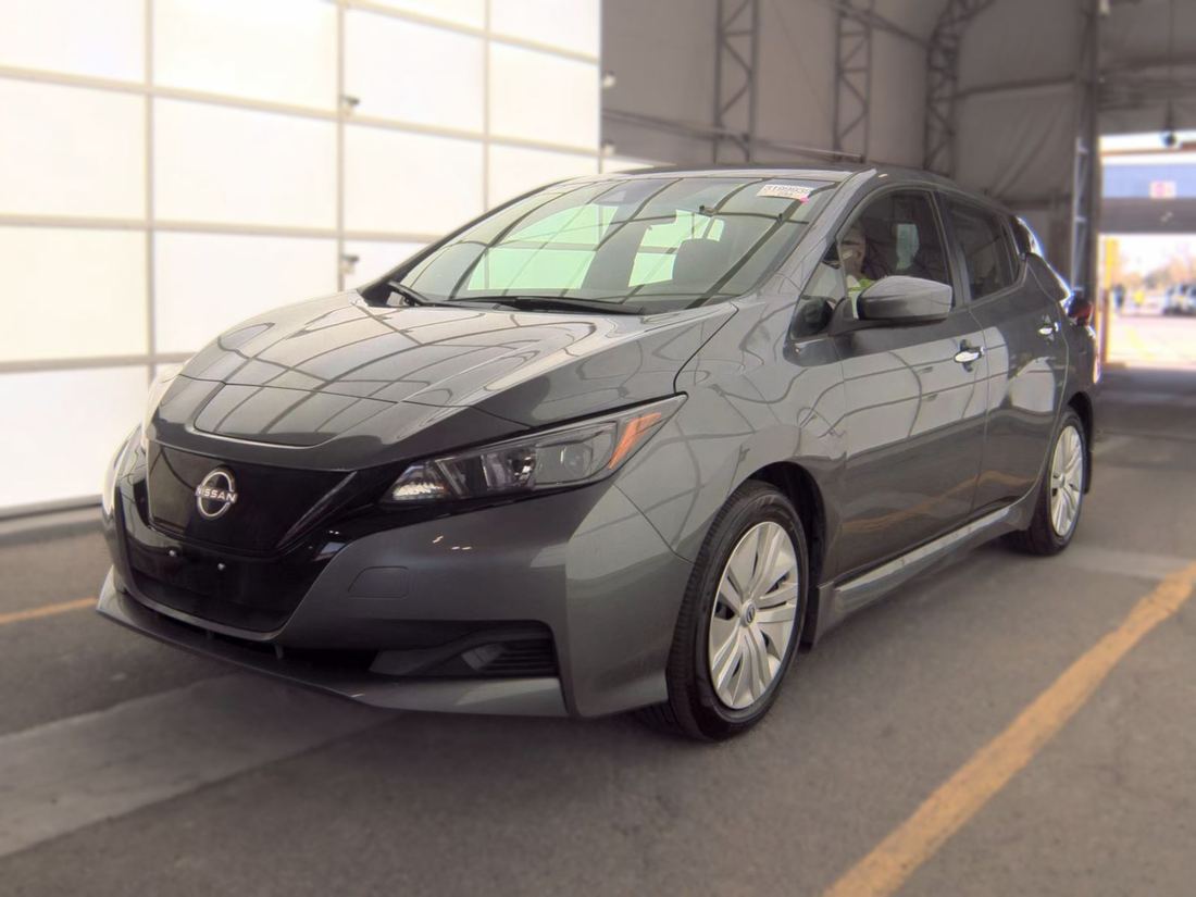 2025 NISSAN S