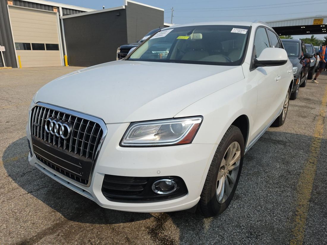 2014 AUDI Premium Plus
