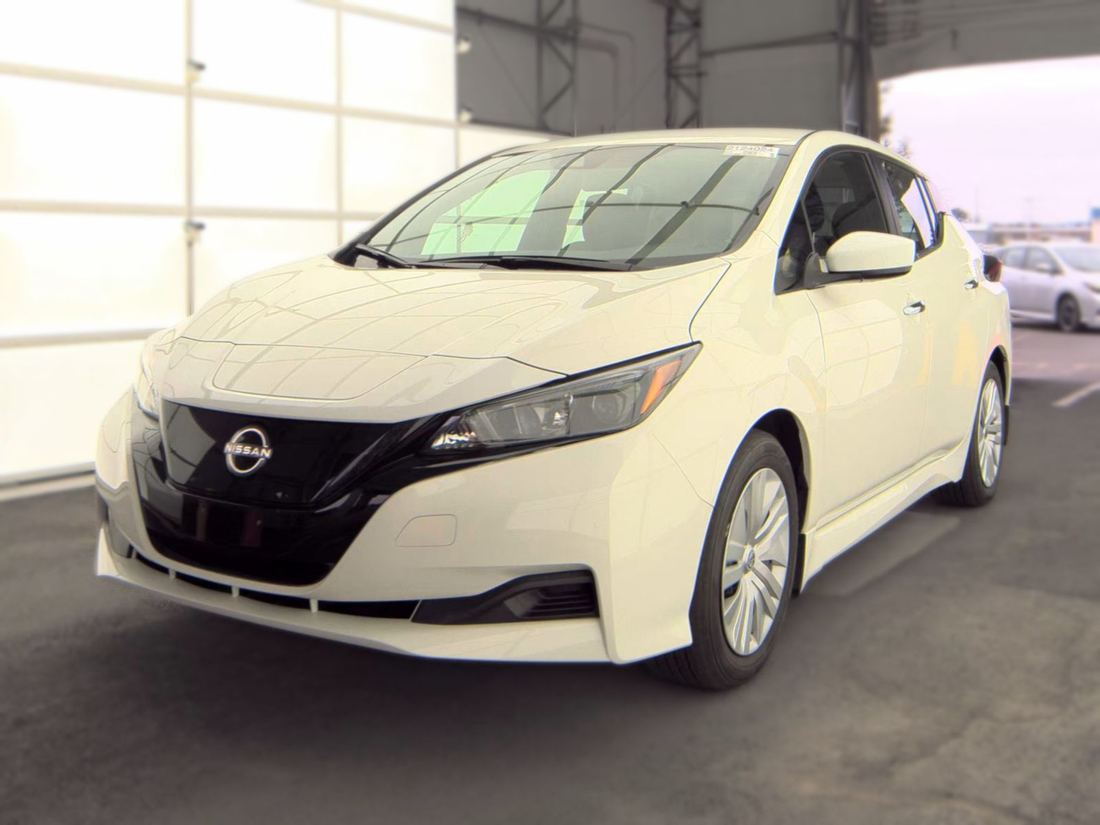 2025 NISSAN S