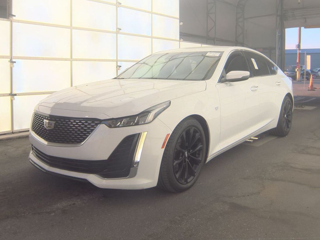 2021 CADILLAC Premium Luxury