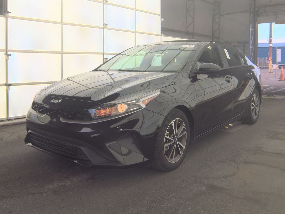 2024 KIA LX, LXS