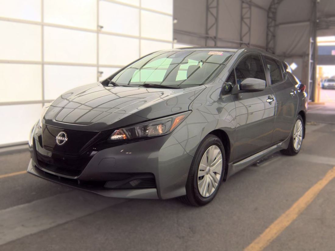2025 NISSAN S
