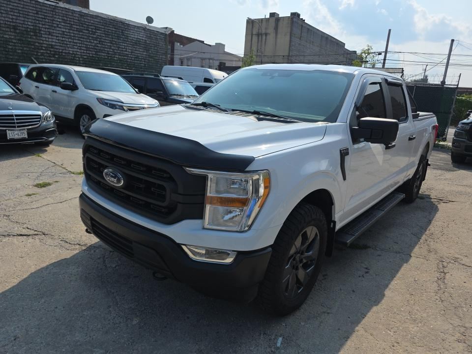 2022 Ford SuperCrew
