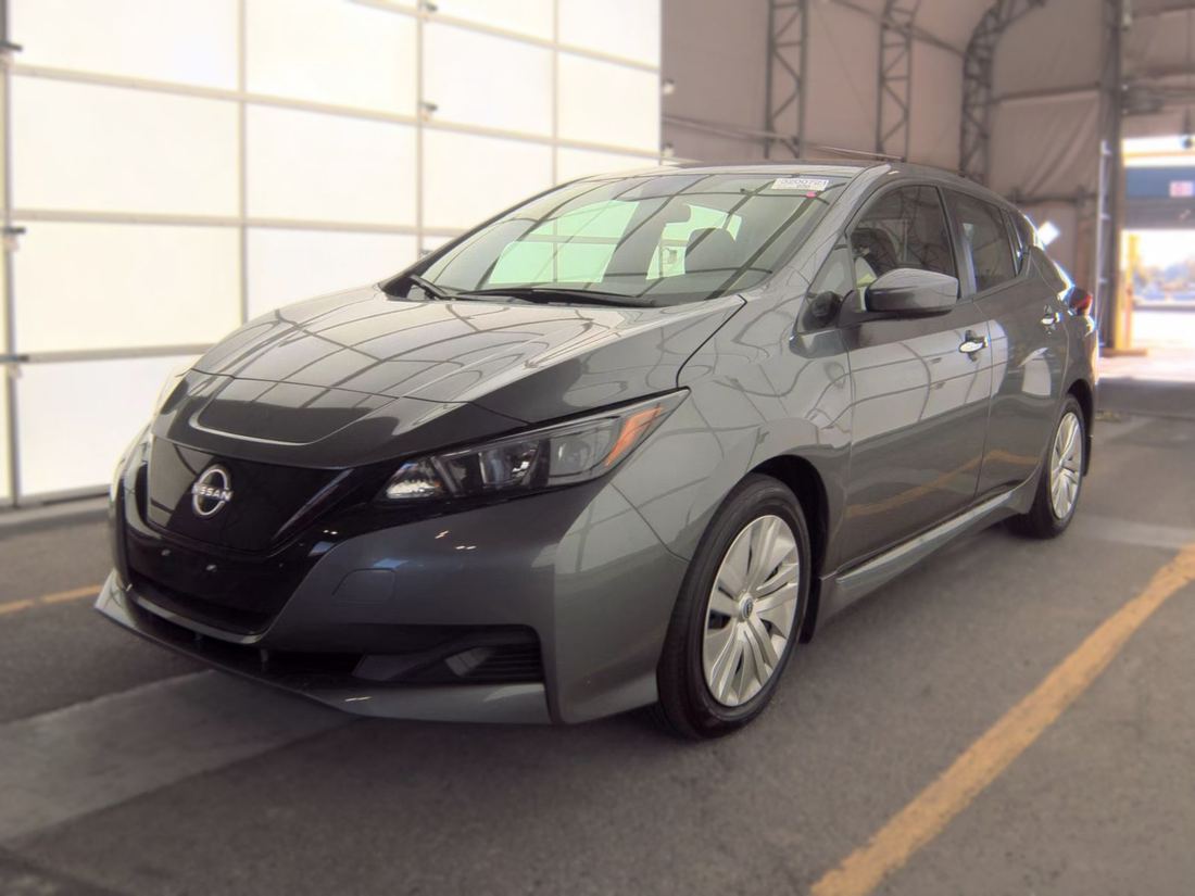 2025 NISSAN S