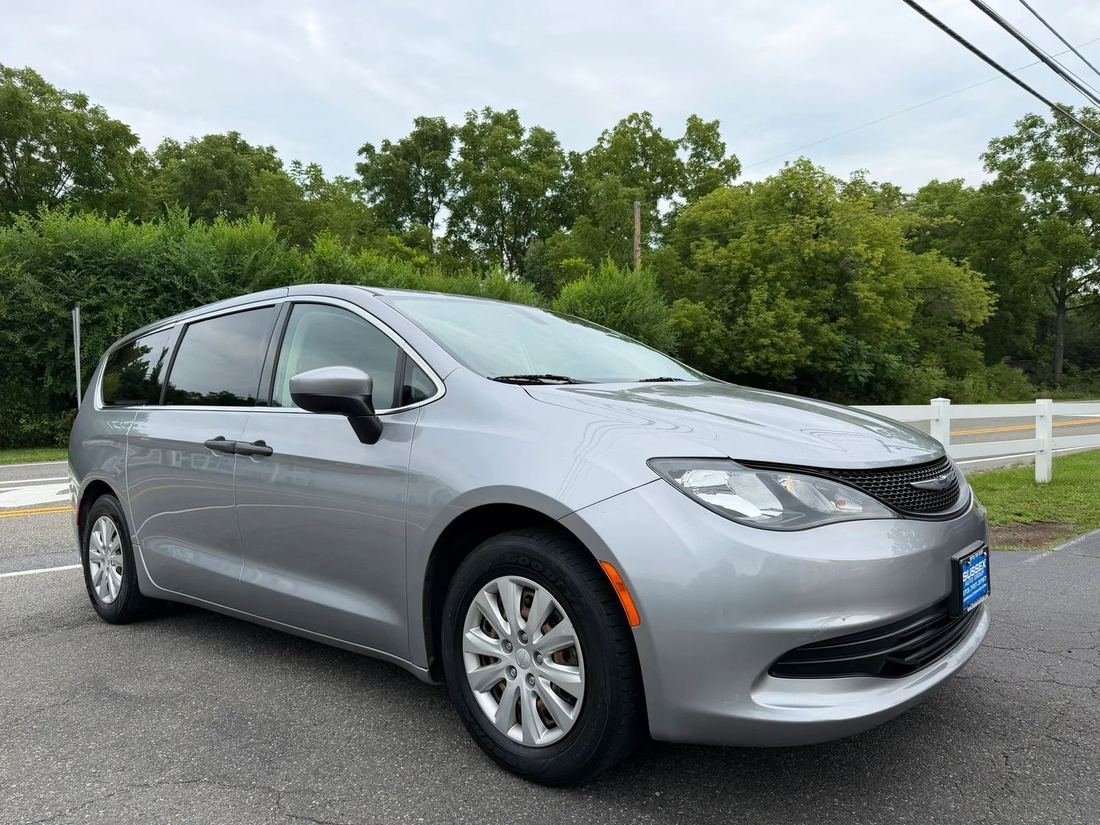 2020 Chrysler L