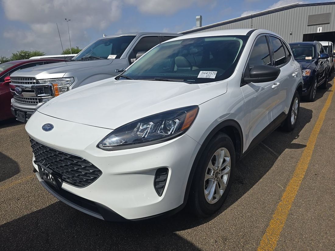 2022 FORD SE