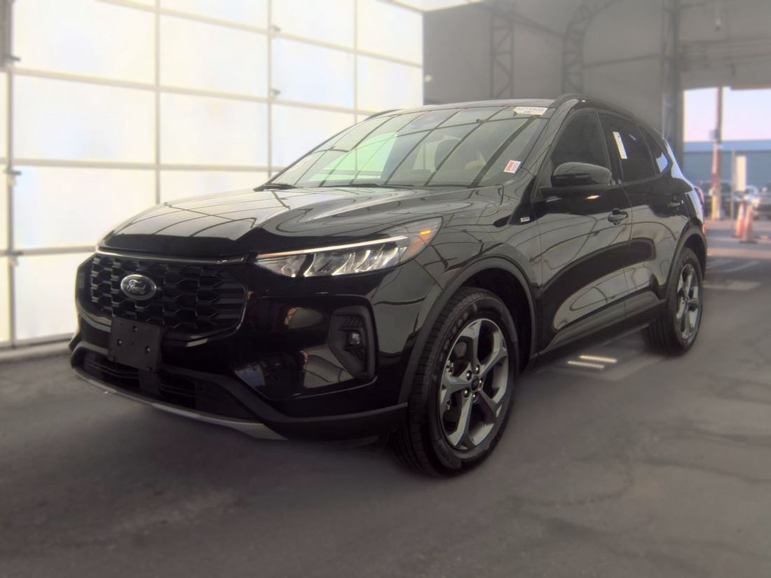2025 Ford ST Line Select