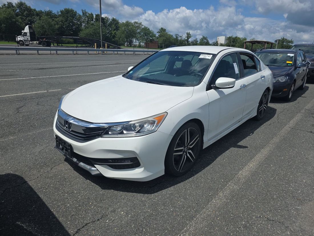 2017 HONDA Sport