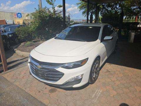 2022 Chevrolet LT (1LT)