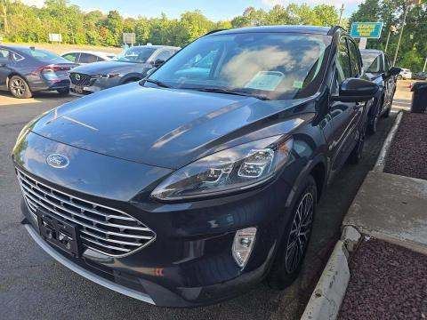 2022 Ford Titanium PHEV