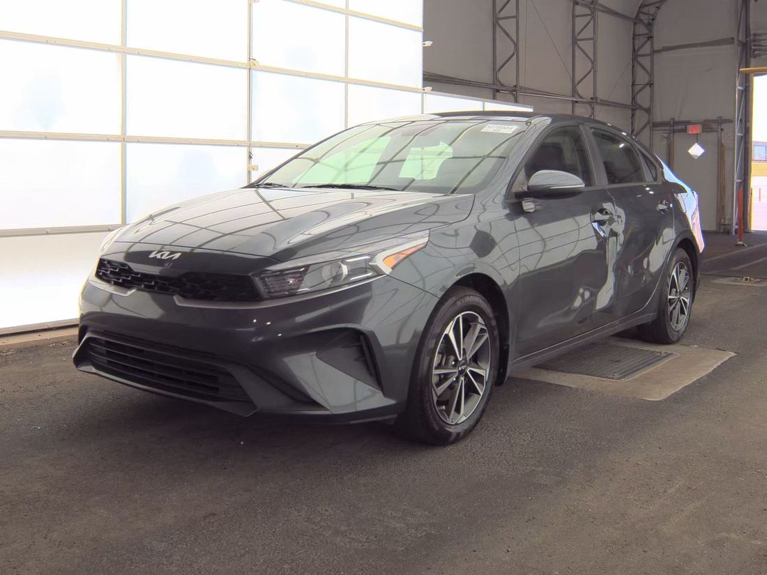 2023 Kia LX, LXS