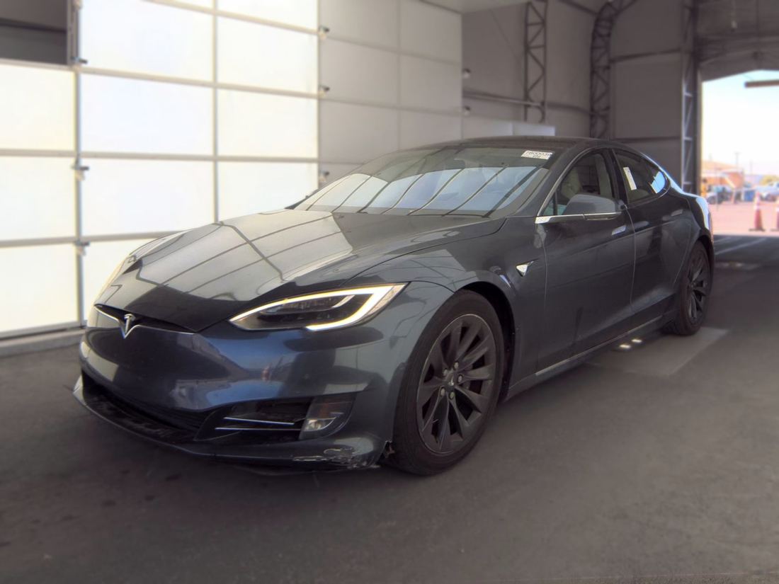 2018 TESLA Model S