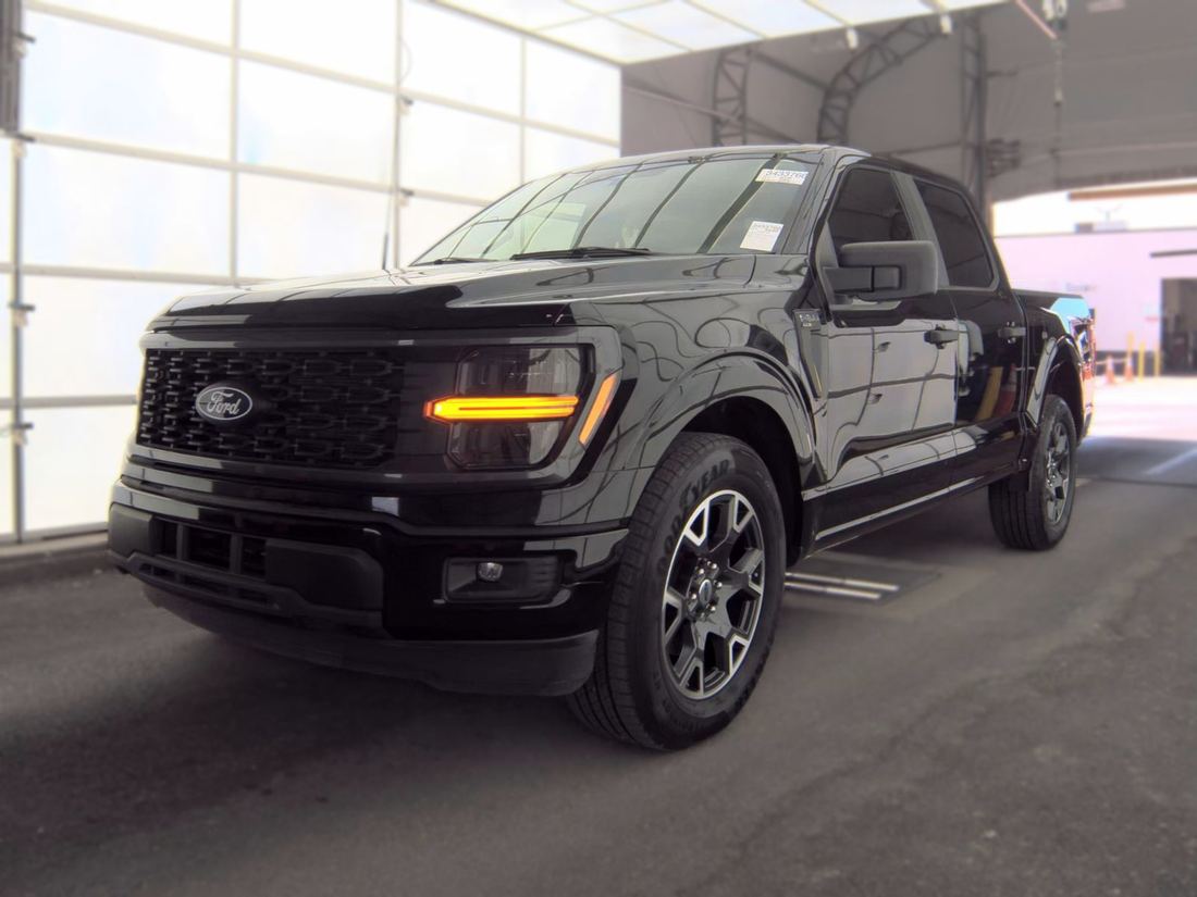 2024 FORD STX
