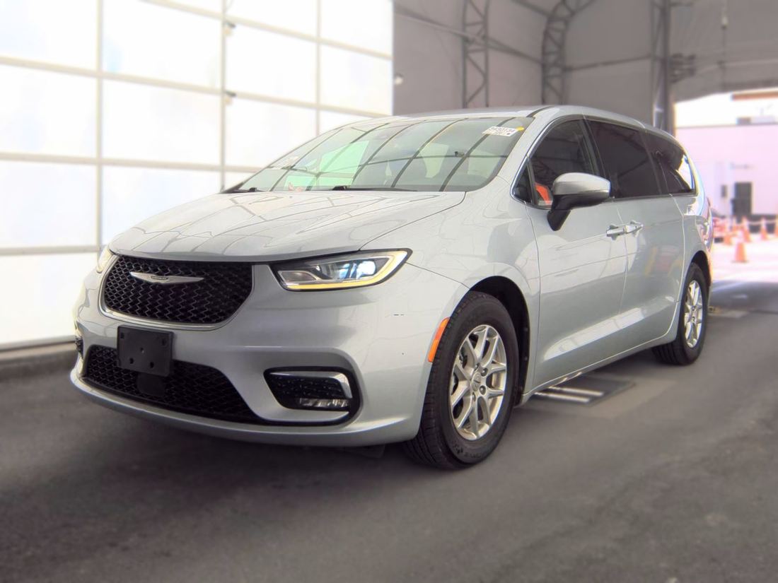 2023 CHRYSLER Touring