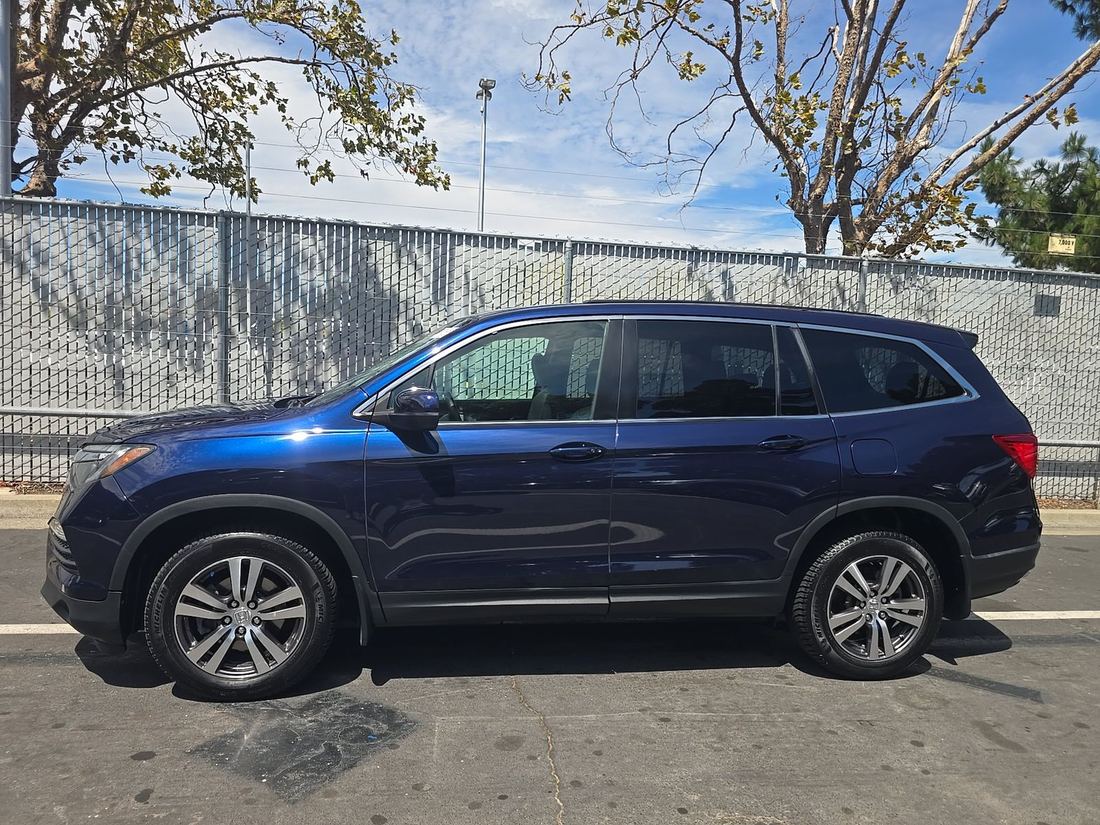 2017 HONDA EXL