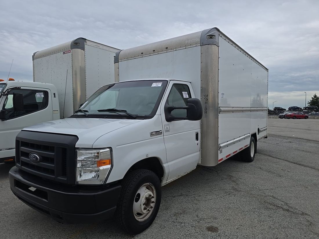 2018 Ford SRW/DRW