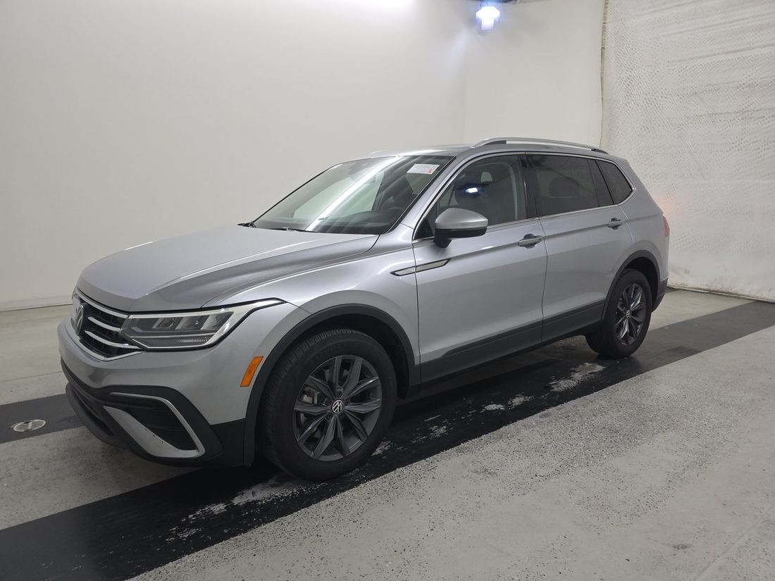 2023 Volkswagen SE