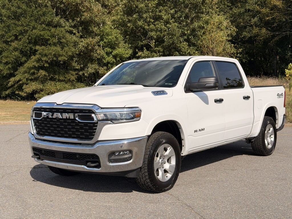 2025 Ram Big Horn/Lonestar