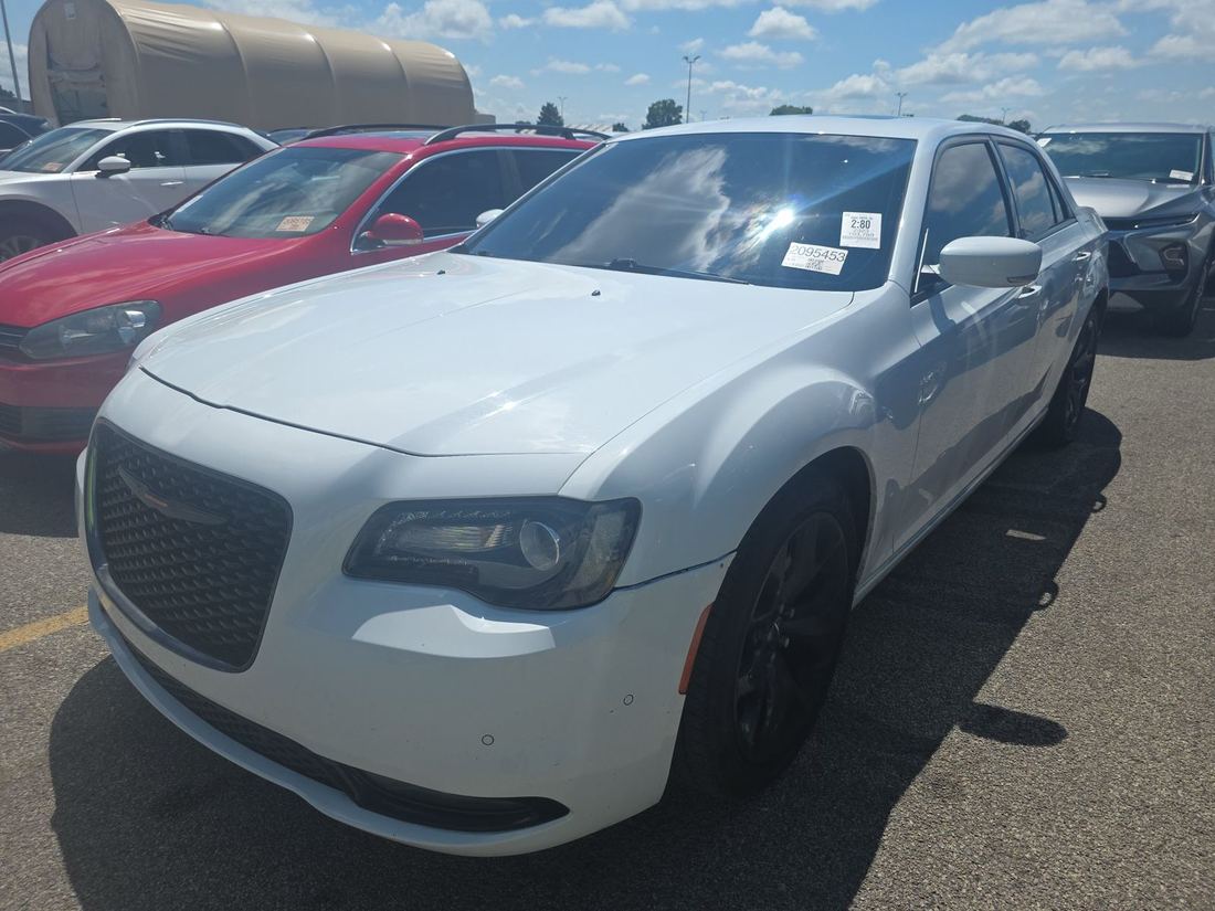 2023 CHRYSLER LX