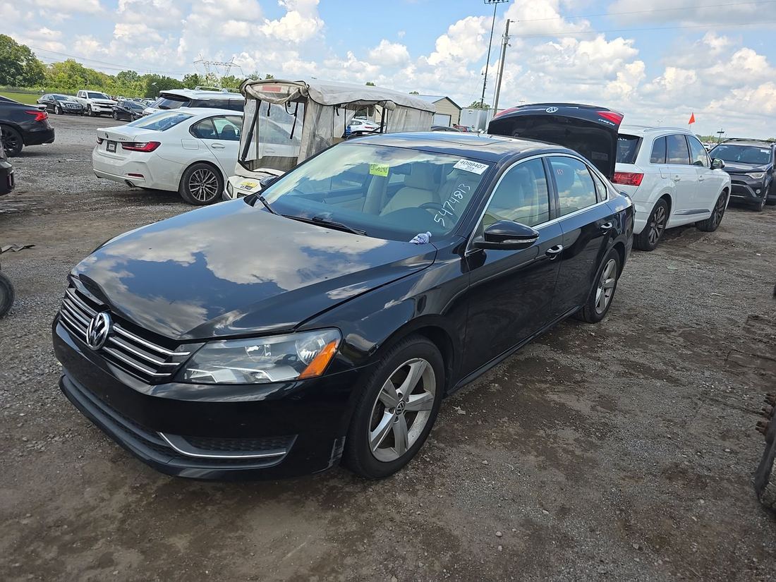 2012 VOLKSWAGEN SE