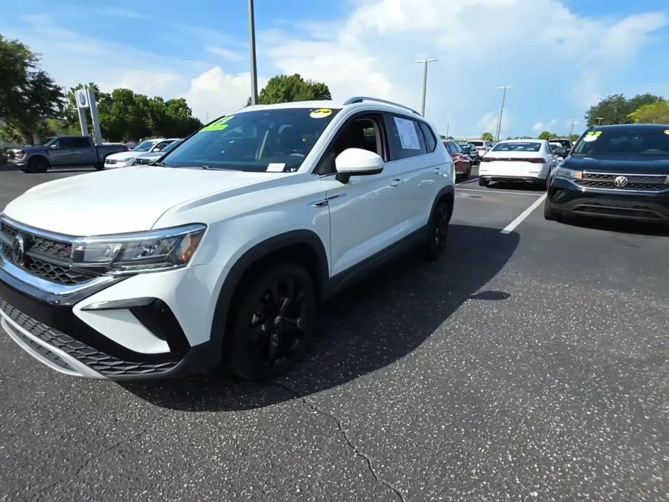 2023 Volkswagen SE