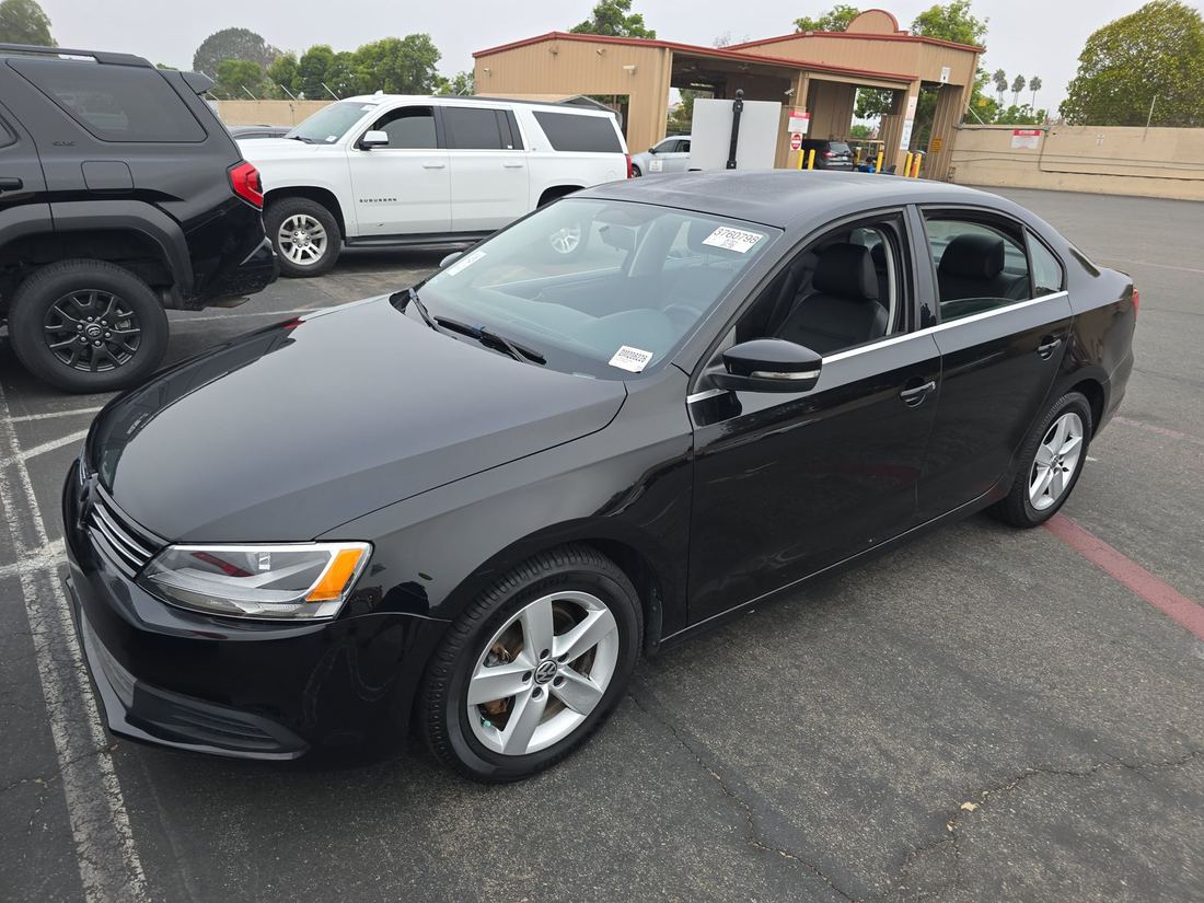 2013 VOLKSWAGEN Highline