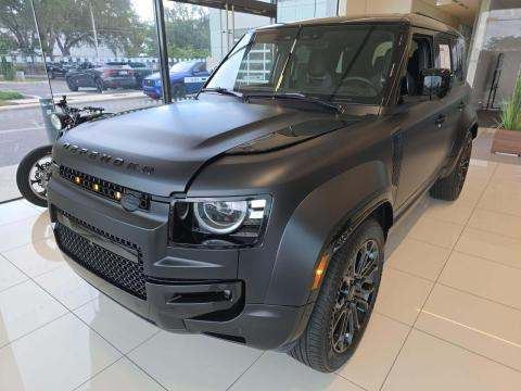 2026 Land Rover OCTA/OCTA Black