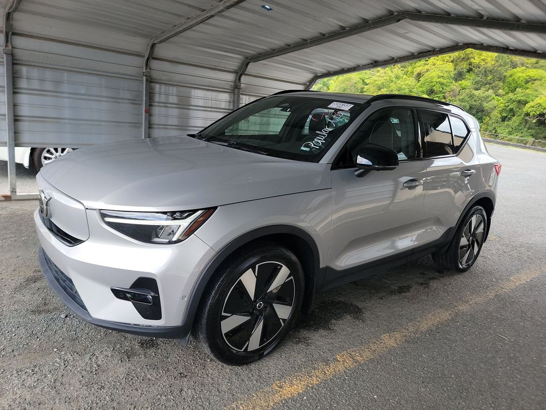 2025 VOLVO Plus