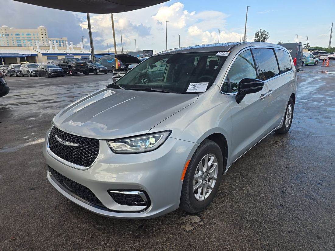 2024 Chrysler RU