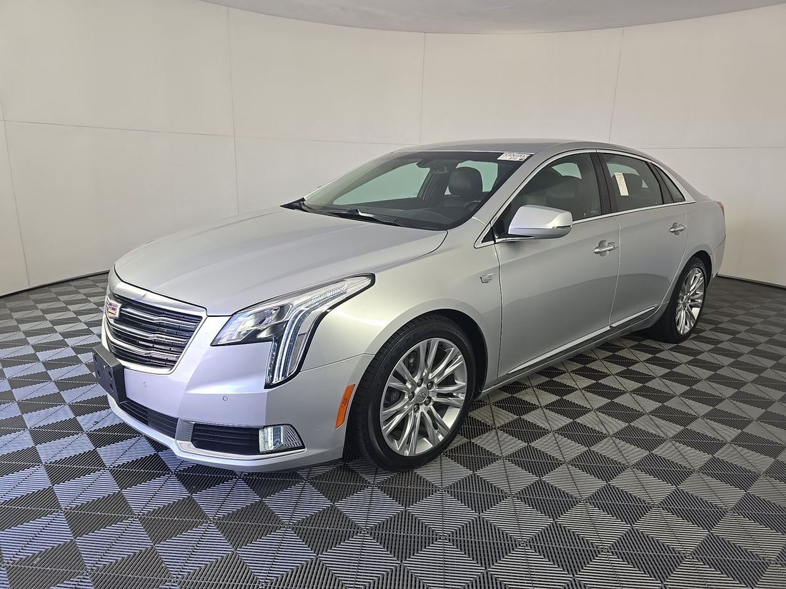 2018 Cadillac Luxury