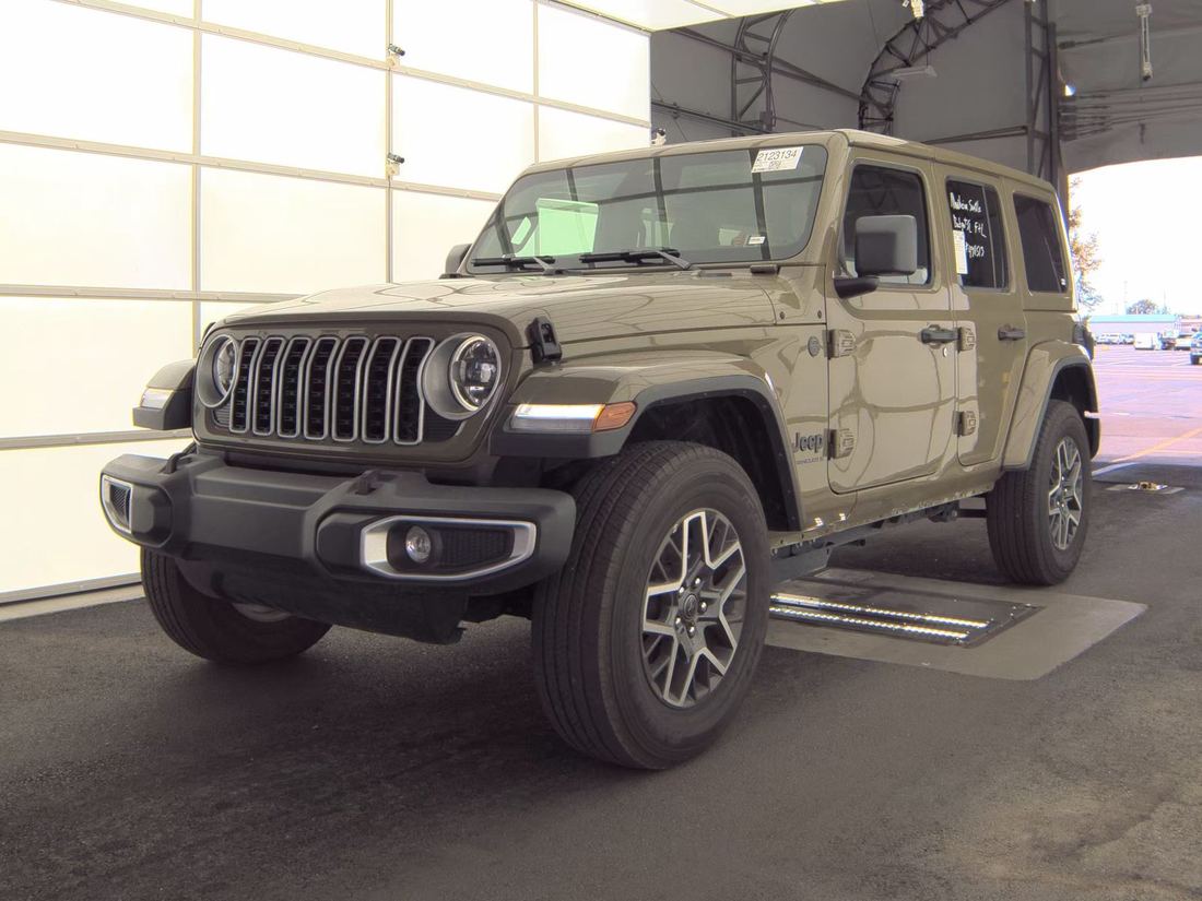2026 Jeep Sahara