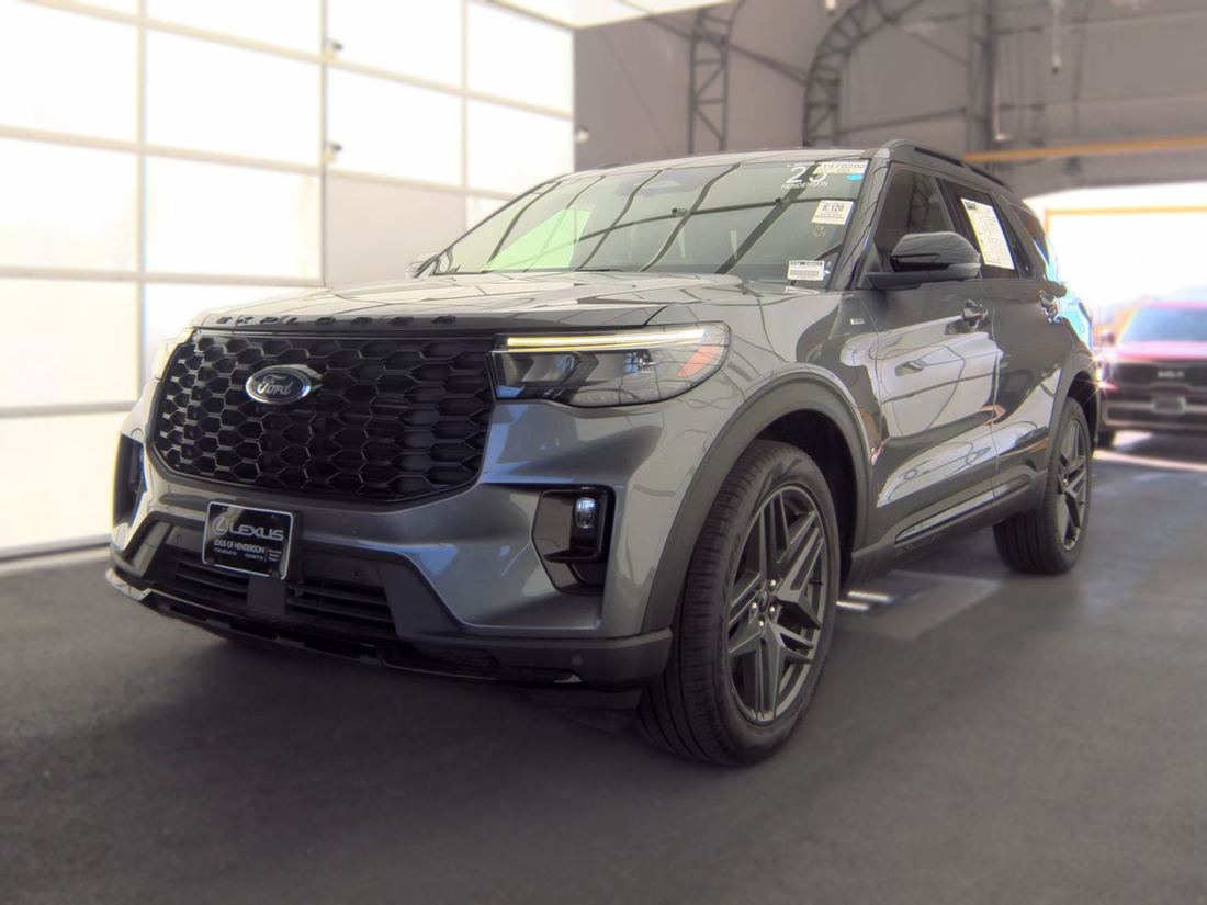 2025 FORD ST-Line