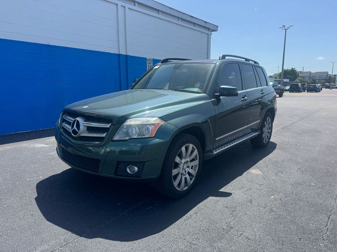 2011 Mercedes-Benz GLK350