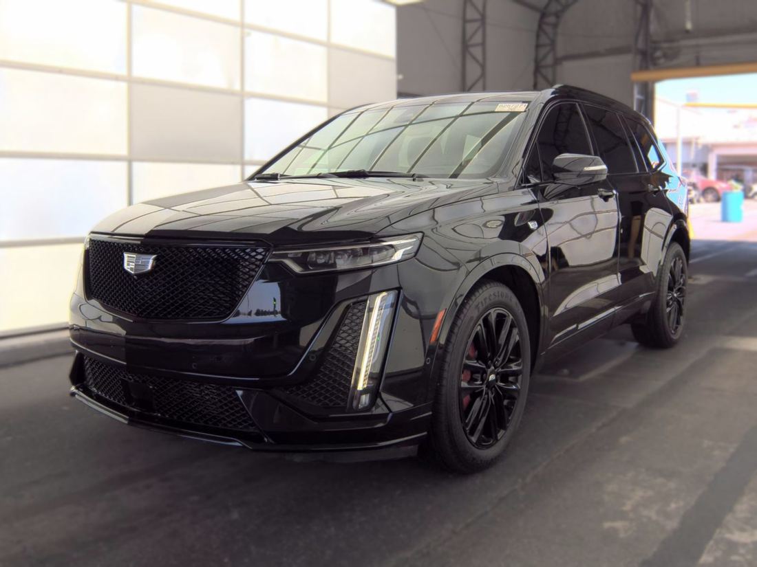 2023 Cadillac Sport