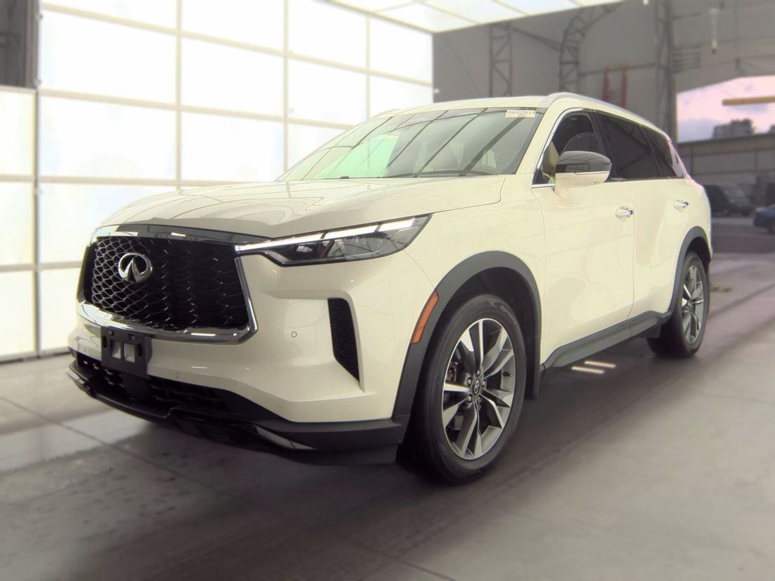 2023 INFINITI Luxe