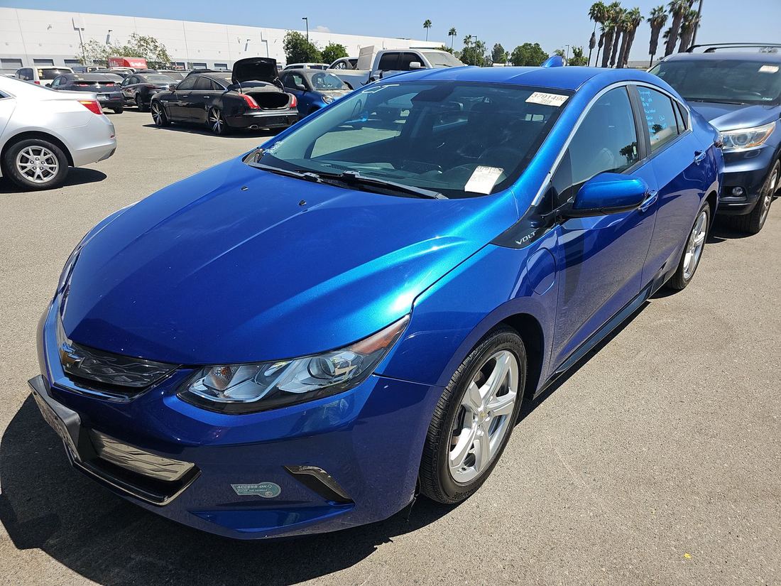 2017 CHEVROLET LT