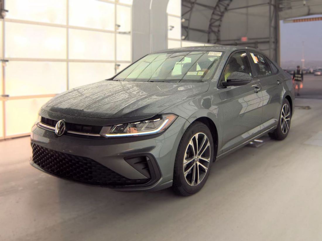 2025 VOLKSWAGEN Sport