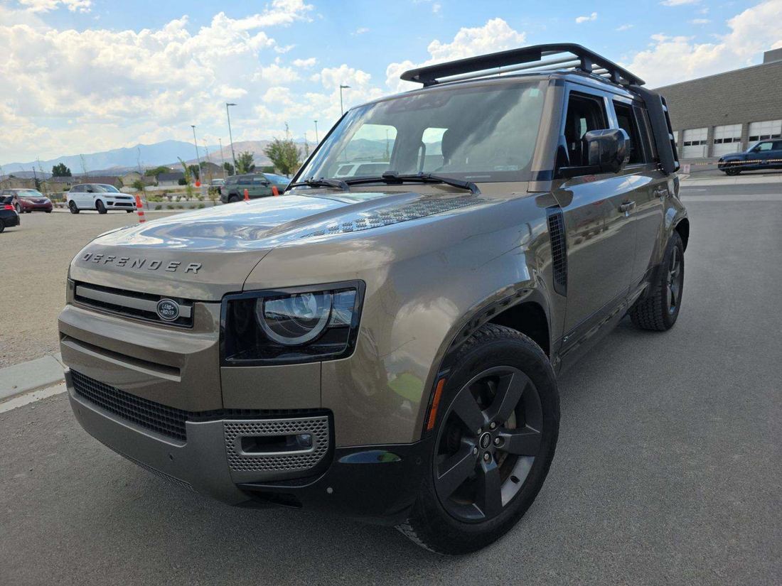 2021 Land Rover 110 X-Dynamic SE