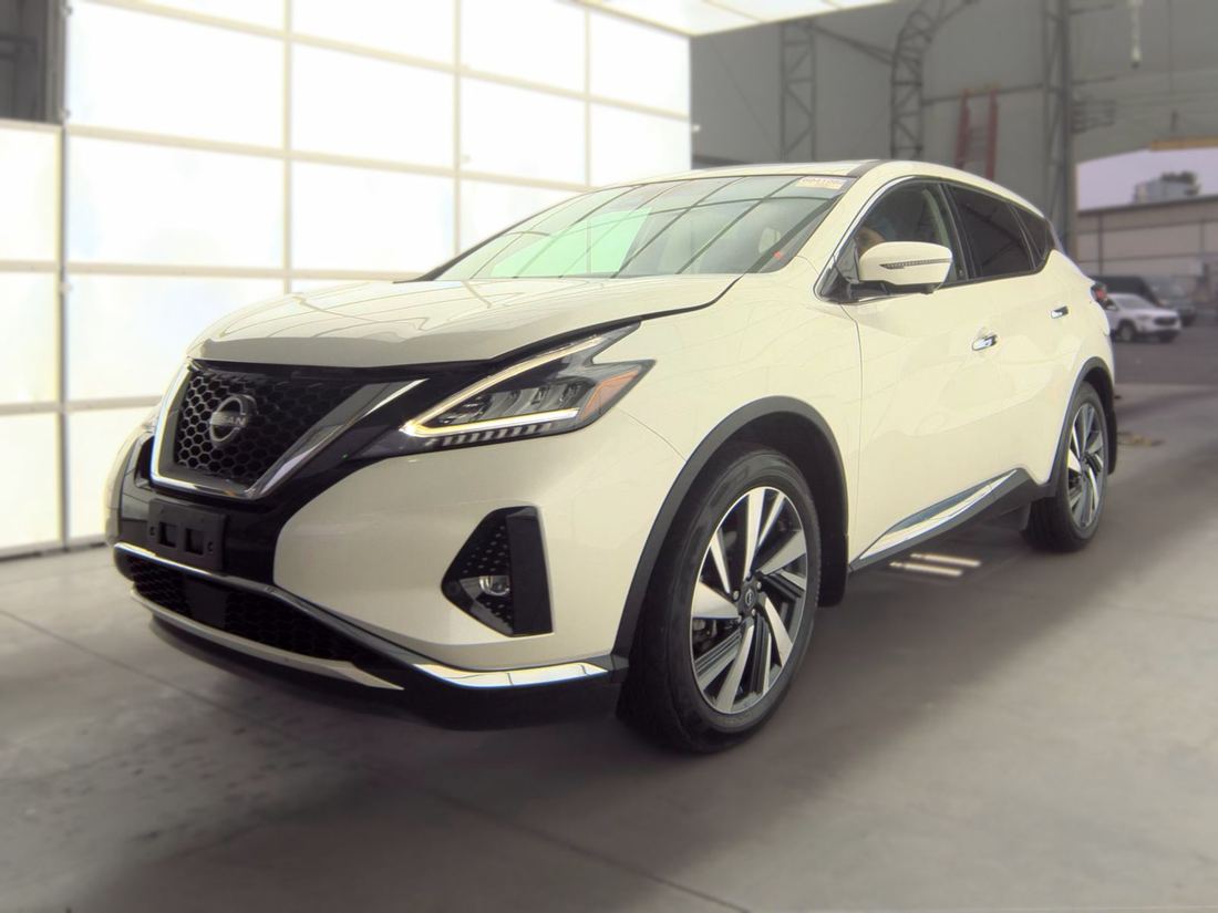 2023 NISSAN SL