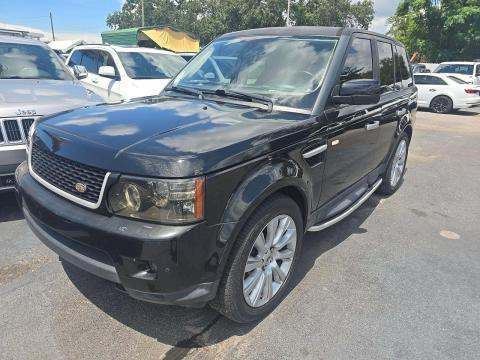 2011 Land Rover LUX