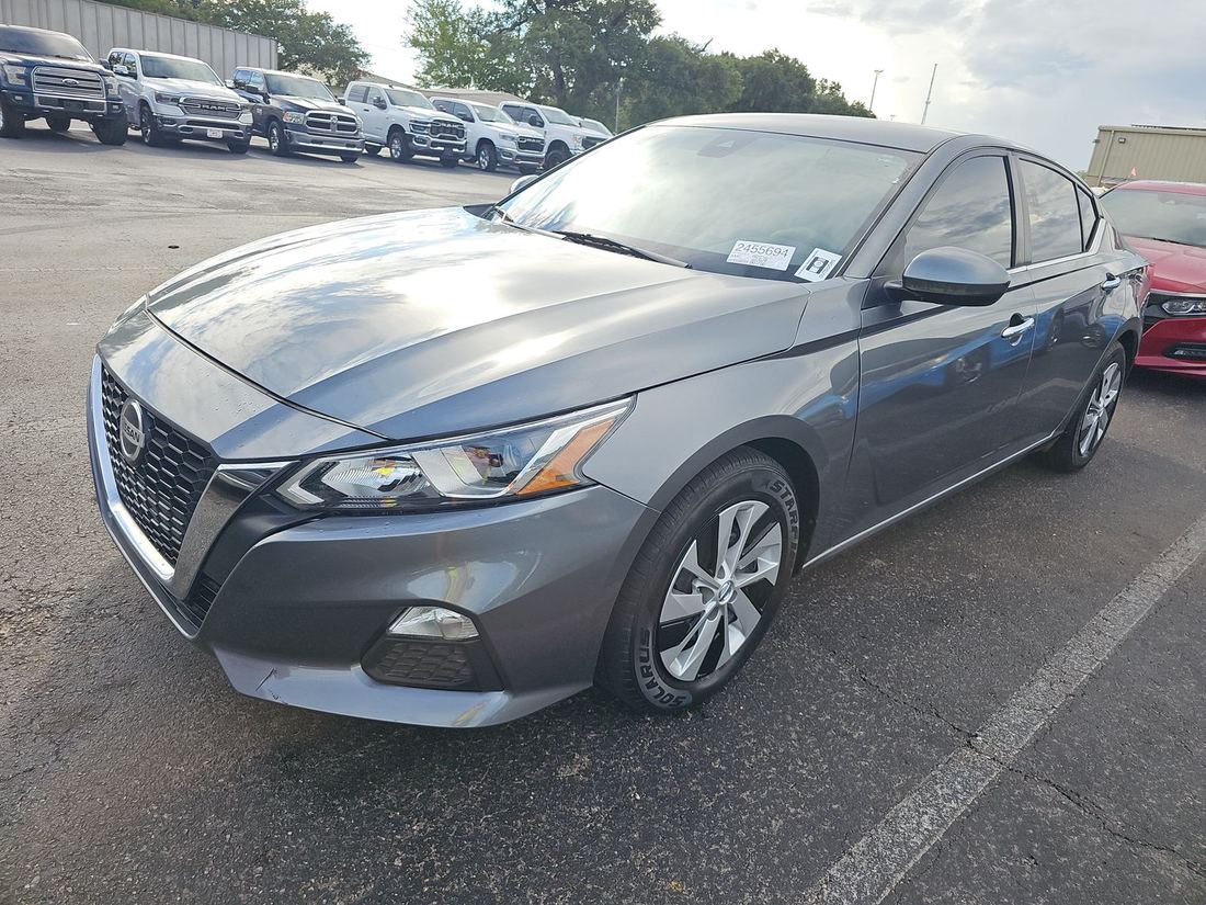 2021 NISSAN S