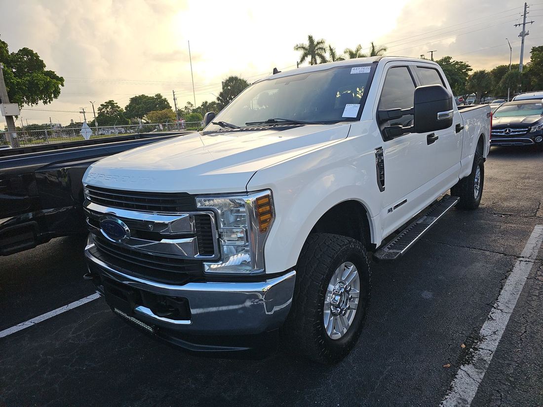 2019 Ford Super Duty - Single Rear Wheel