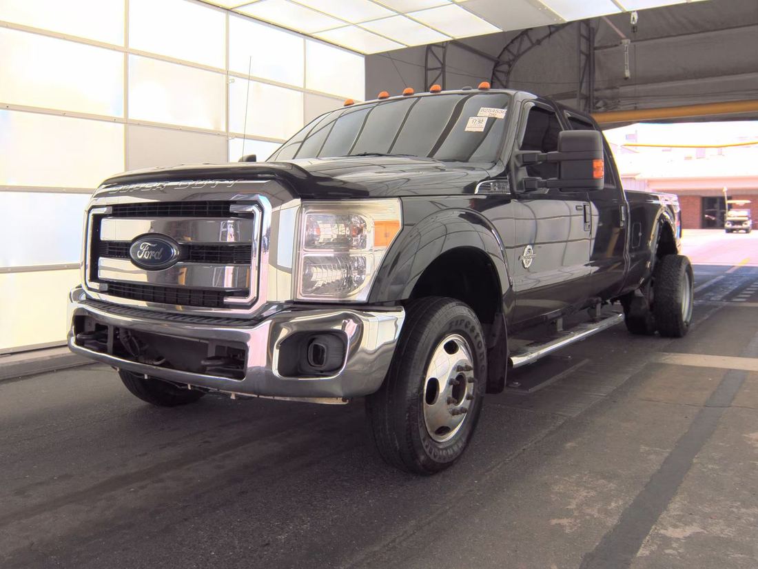 2015 Ford Super Duty - Dual Rear Wheel