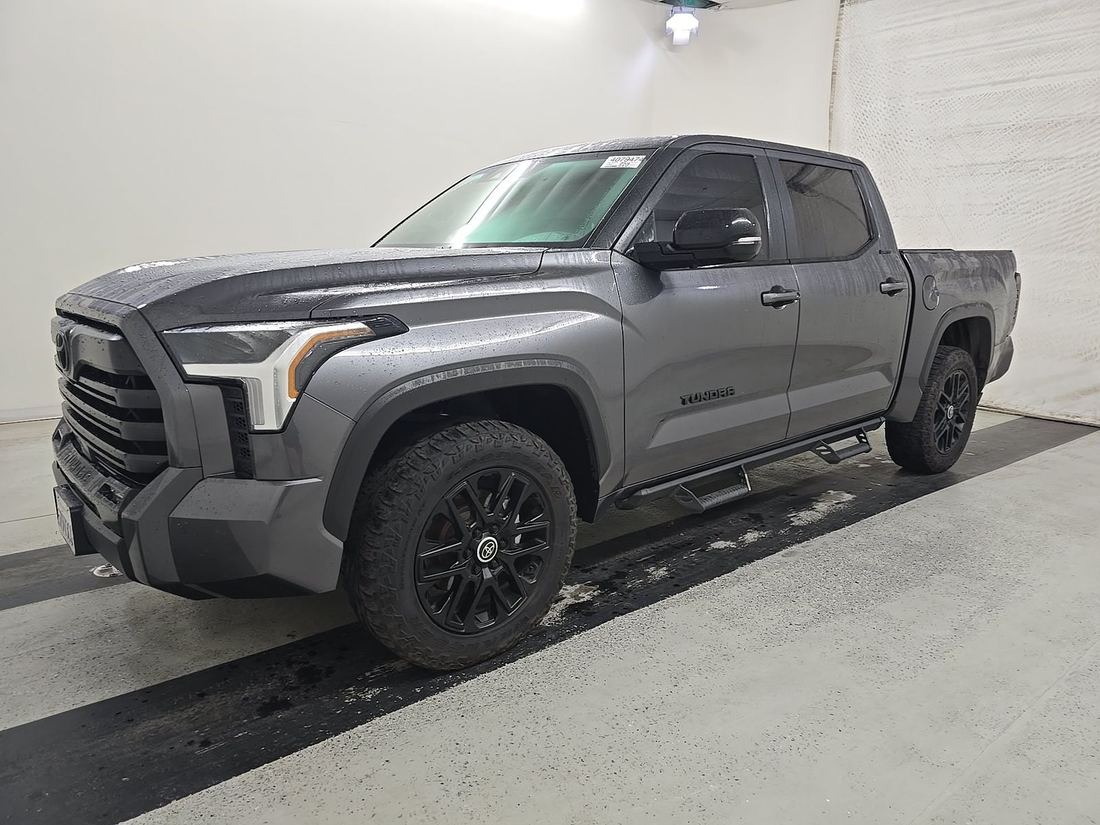 2024 TOYOTA 75 Series
