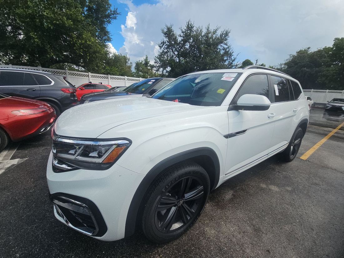 2021 VOLKSWAGEN 4Motion SE w/ Tech R-Line w/ Sunroof Pkg.