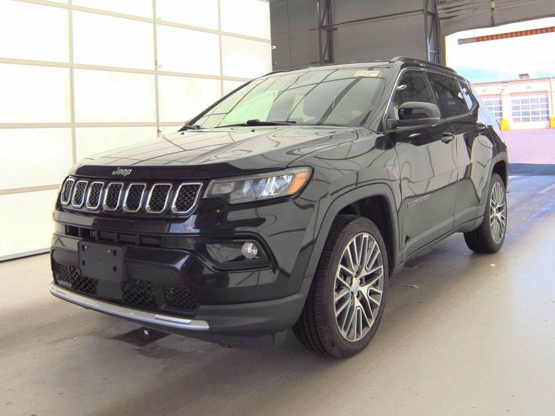 2023 Jeep Limited