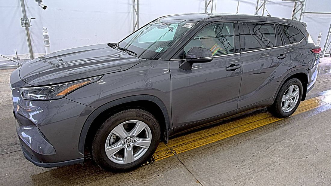2022 Toyota 75 Series