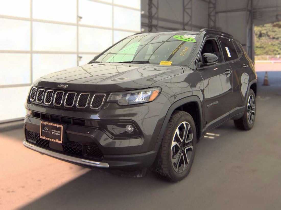 2023 JEEP Limited