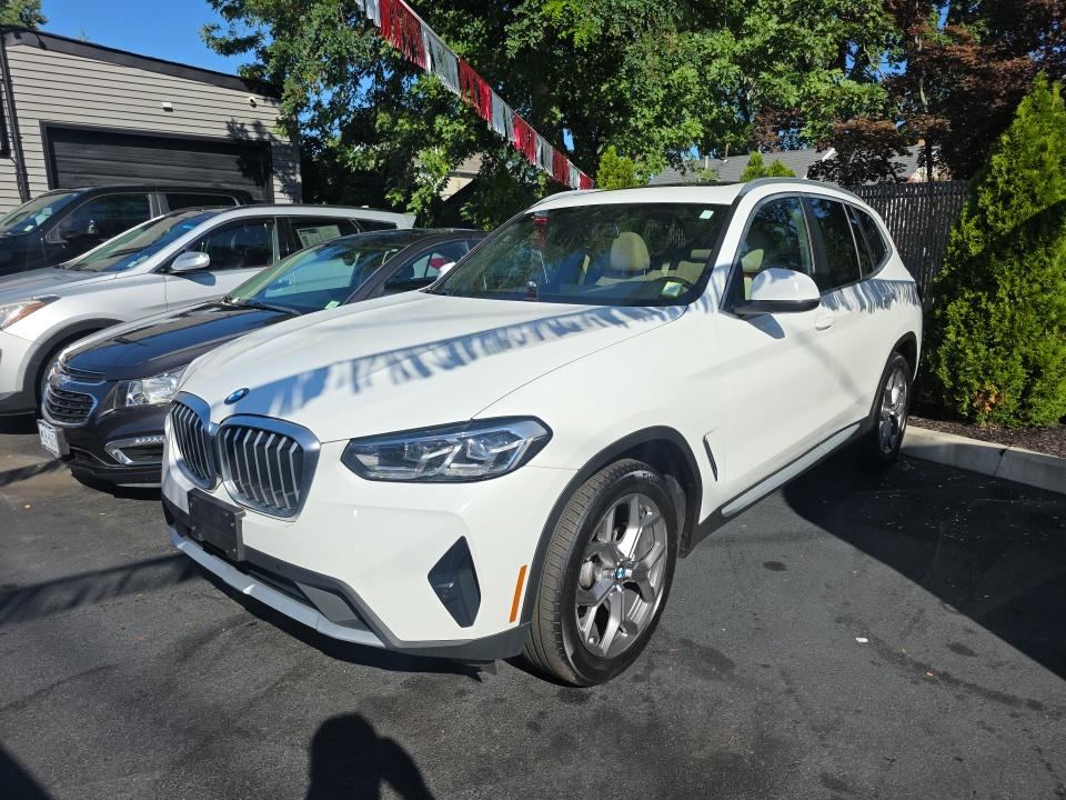 2022 BMW xDrive30i